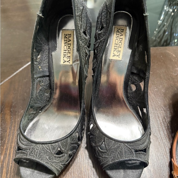Badgley Mischka Shoes - Badgley Mischka Black Lace Heels